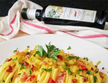 Pasta e condimento aromatizzato