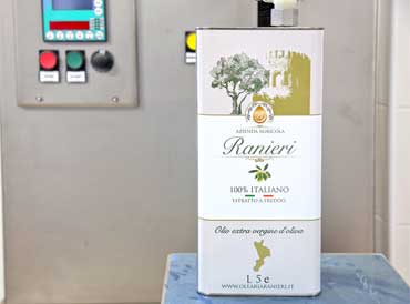 Imbottigliamento olio
